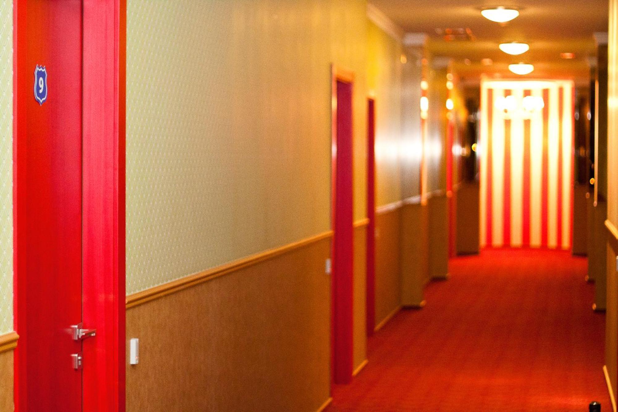 Road Star Hotel Dnepropetrovsk Exterior foto